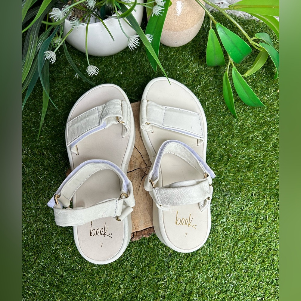 🌷- Beek white Leather wedge sandal Size 7 - Picture 12 of 16